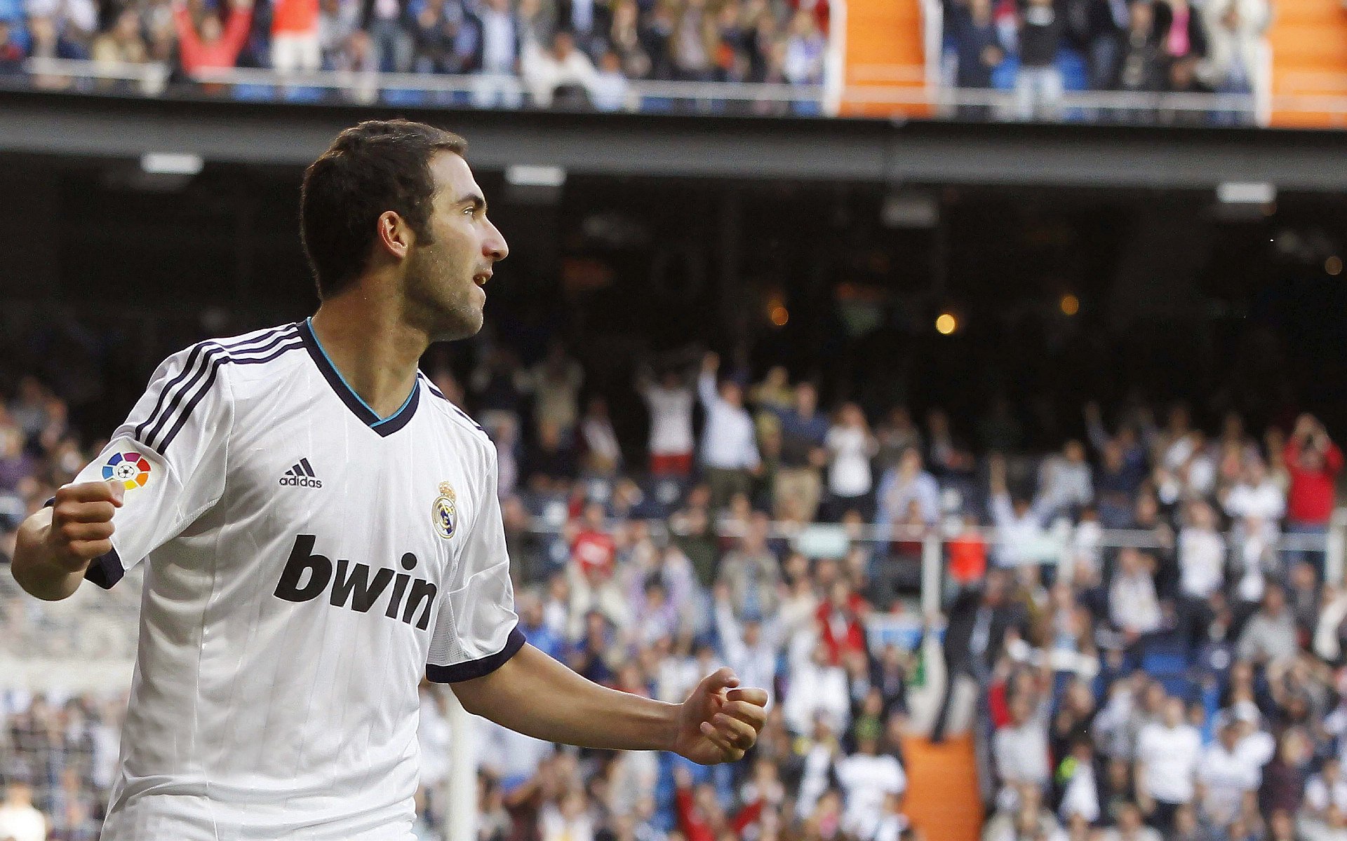 英超球队动态体能管理提升赛季表现稳定性，英超球队战术